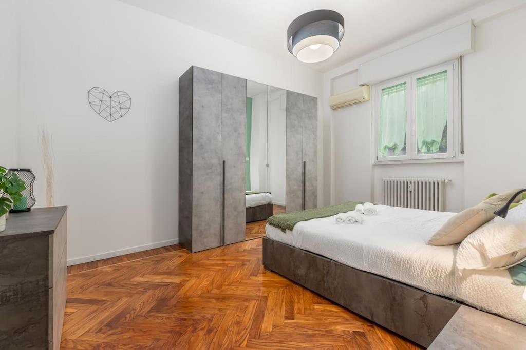 Monza Centro-Milano-Como,Suite Vicino Stazione エクステリア 写真
