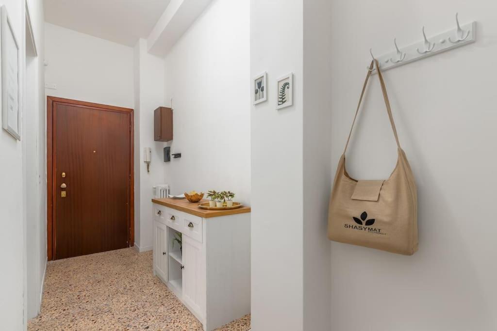 Monza Centro-Milano-Como,Suite Vicino Stazione エクステリア 写真