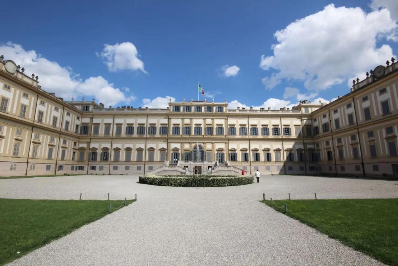 Monza Centro-Milano-Como,Suite Vicino Stazione エクステリア 写真